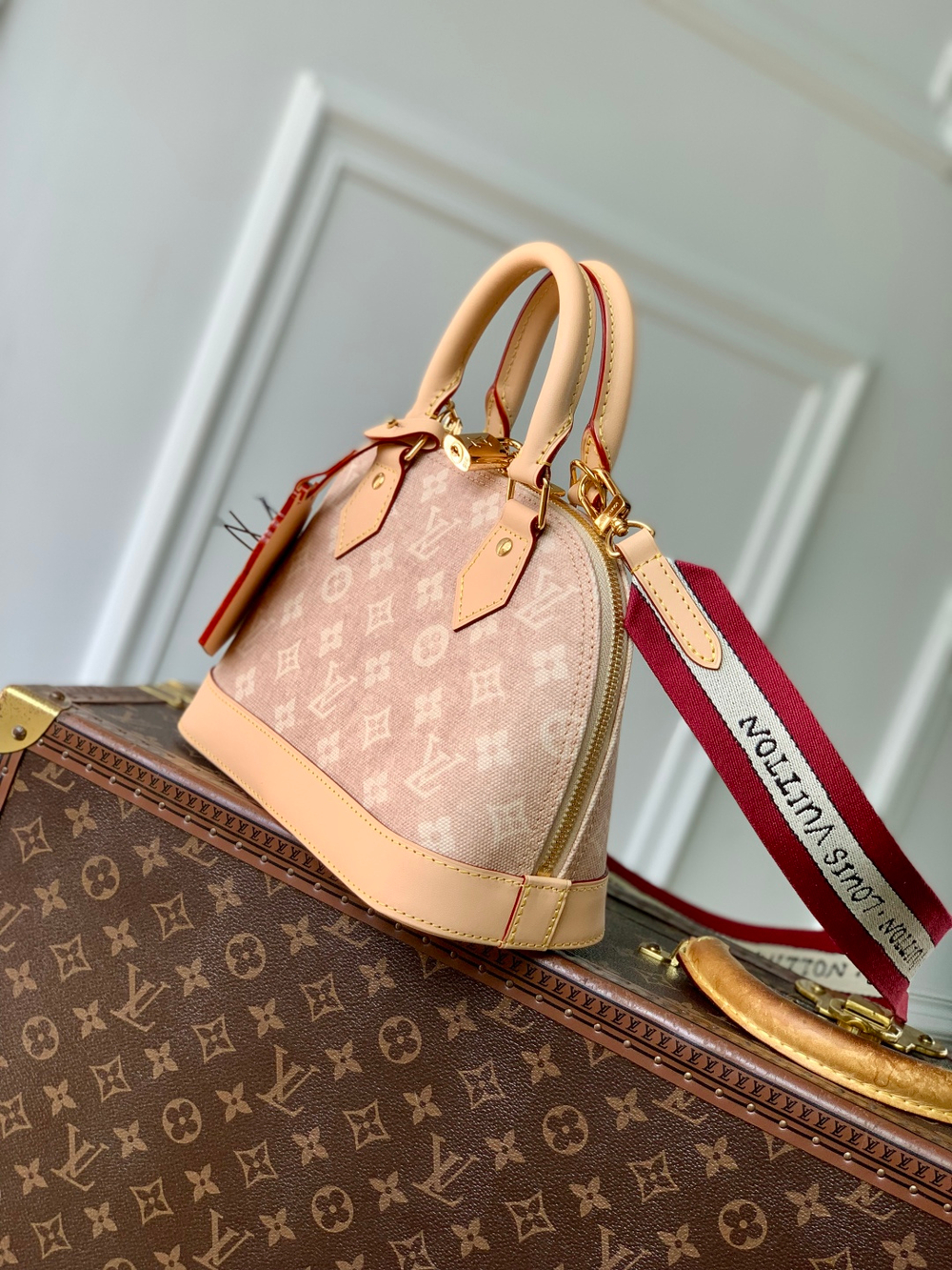 Louis Vuitton Alma BB