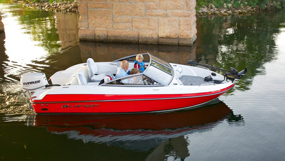 Тент транспортировочный на катер Larson Boats LX 160