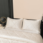 Велюровое покрывало в клетку с наволочками OVL033