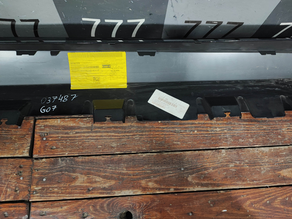 Накладка порога левого BMW X7 (G07) 18-нв Б/У Оригинал 51778069983