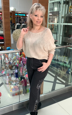 Стрейчевые немецкие джинсы с белой от строчкой