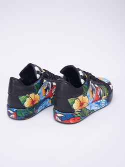 Кроссовки с ярким принтом