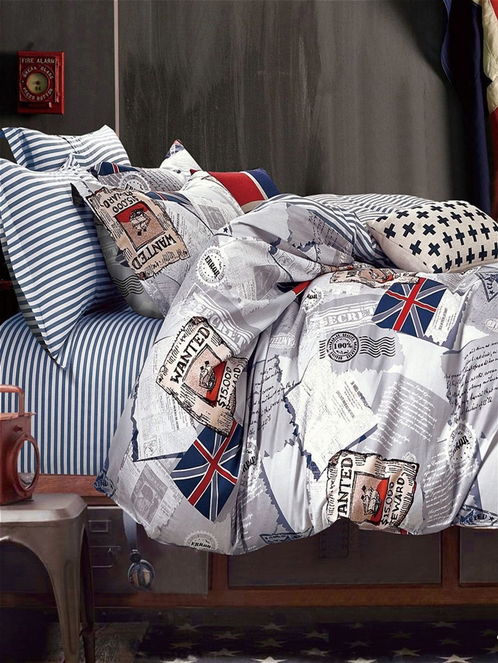 Постельное белье Сказка "WANTED/WANTED (компаньон)" 2-спальный Наволочка 50х70 см 2 шт Простынь 240х215 см Пододеяльник 175х215 см, поплин