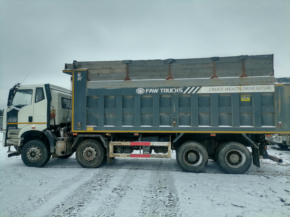 FAW J6 8x4 Самосвал СА3310Р66K24T4E5 (Дизельный, 11,1 л, 420 л.с., МТ)