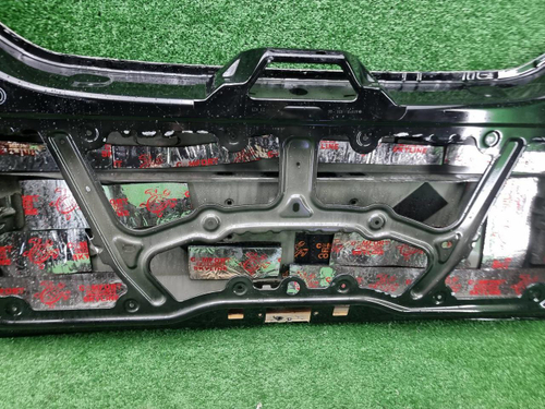 Крышка багажника Mercedes V W447 (2014-н.в.)