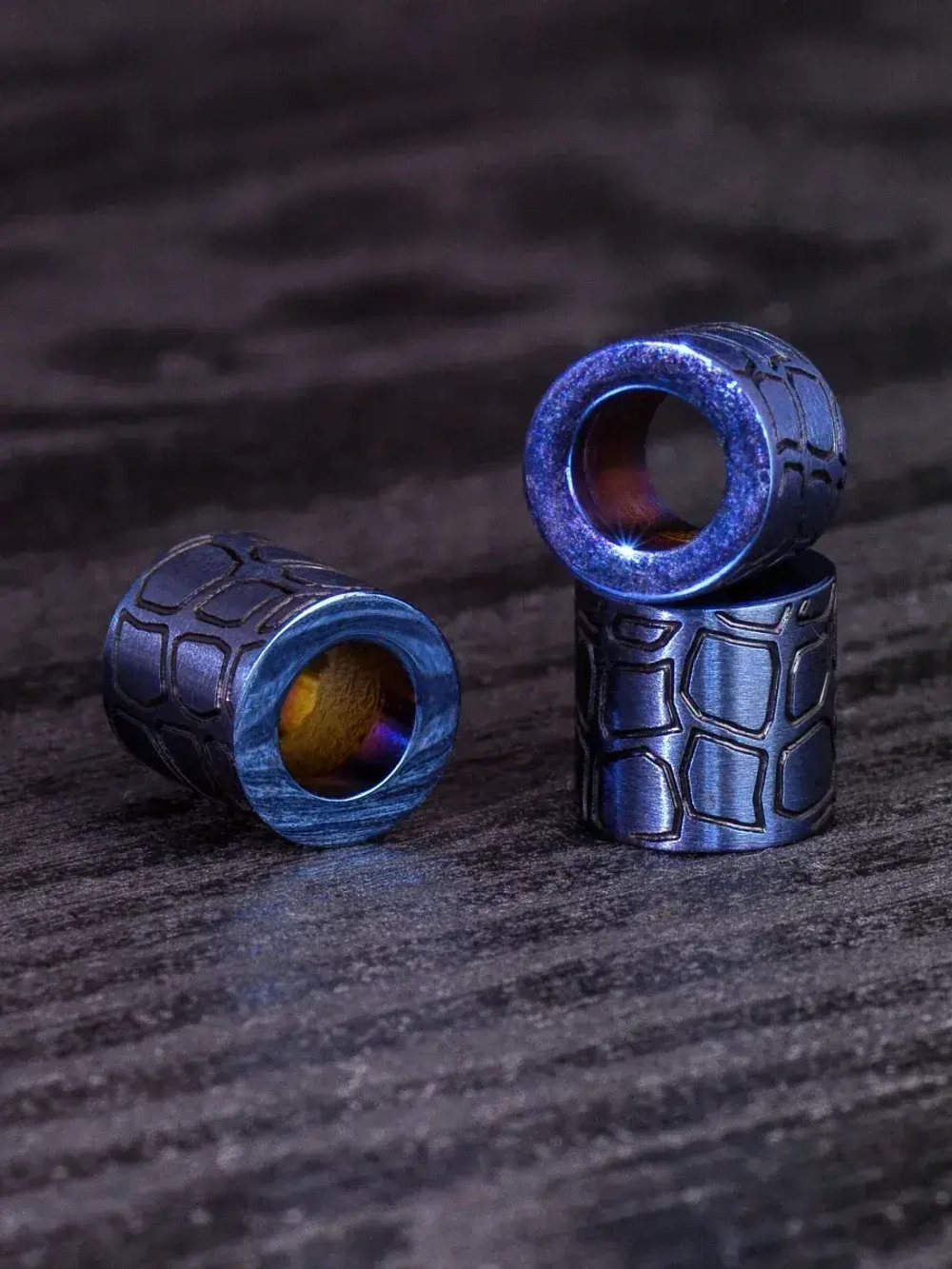 Бусины цветные «Камень» из нержавеющей стали с лазерной гравировкой