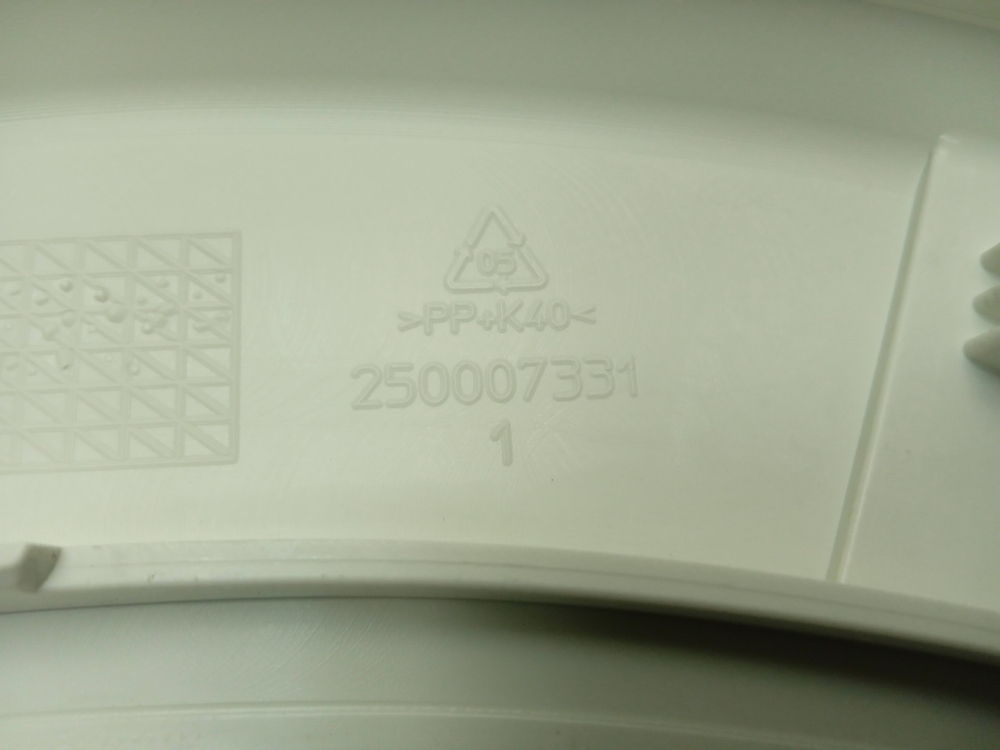 RST602 кт158 Обод люка внутренний для стиральной машины Hotpoint-Ariston RST602 б/у