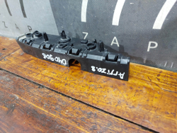 Кронштейн переднего бампера правый Chery Arrizo 8 22-нв Б/У Оригинал 602001600AA