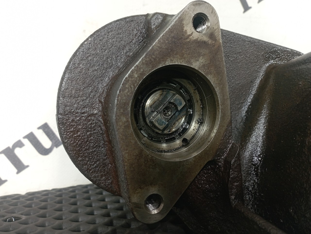 Корпус привода компрессора