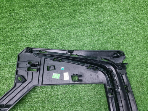 Накладка бампера правая Voyah Passion (2022-н.в.)