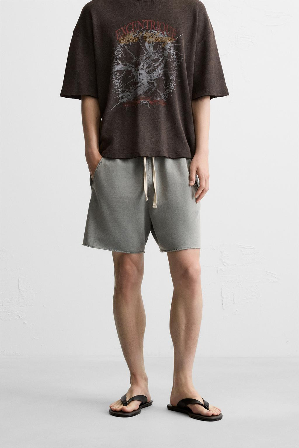 Шорты relaxed fit из ткани с эффектом потертости