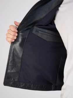 Кожаная куртка демисезонная на молнии