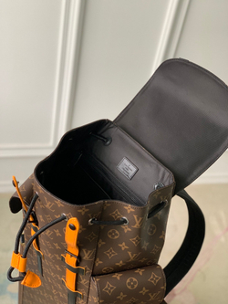 Louis Vuitton Christopher PM