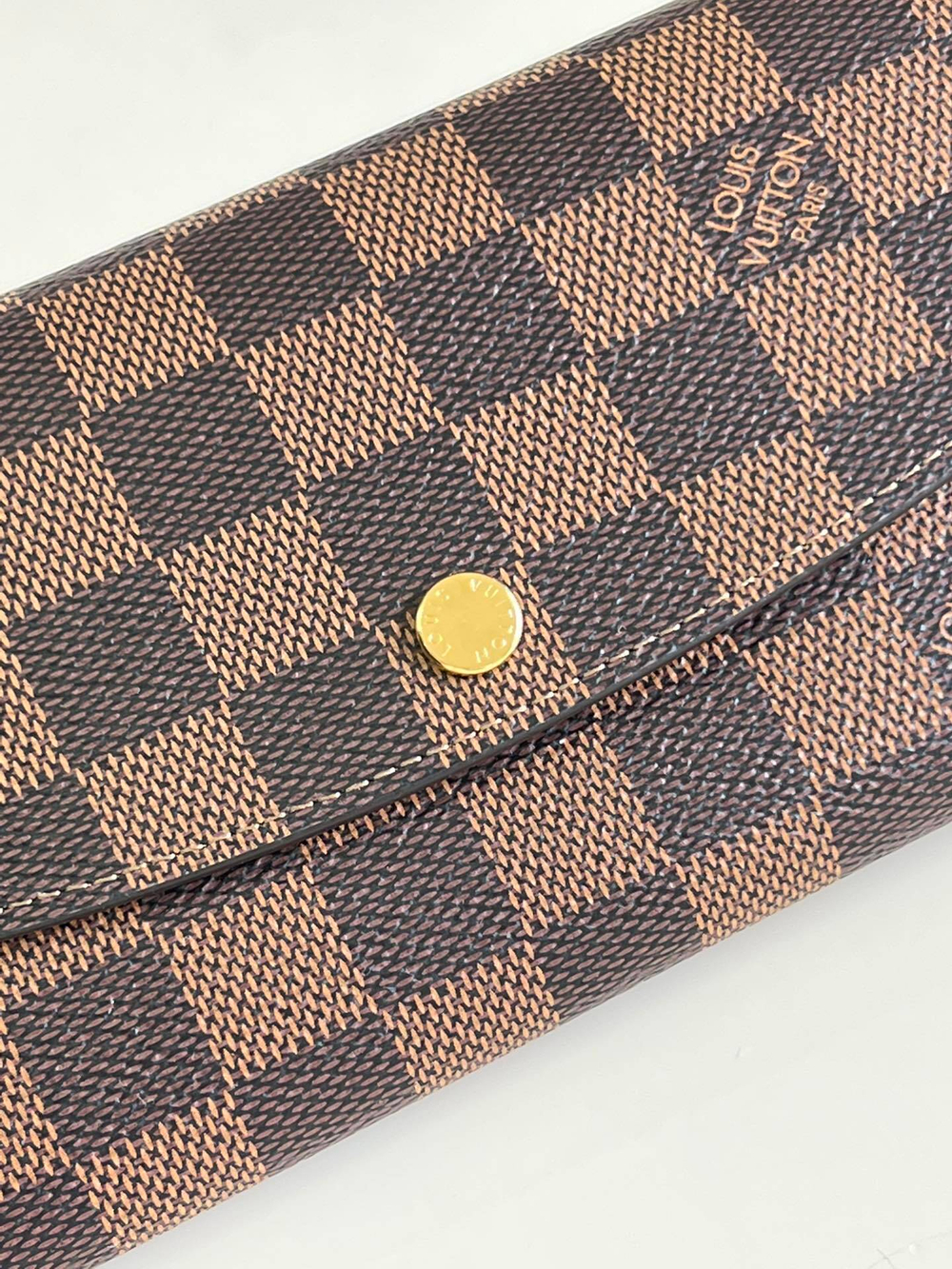 Louis Vuitton Emilie Wallet