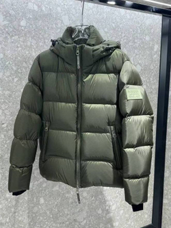 Пуховик Burberry