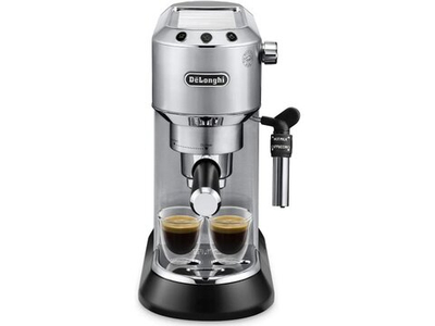 Кофеварка DeLonghi EC685.M серебристый