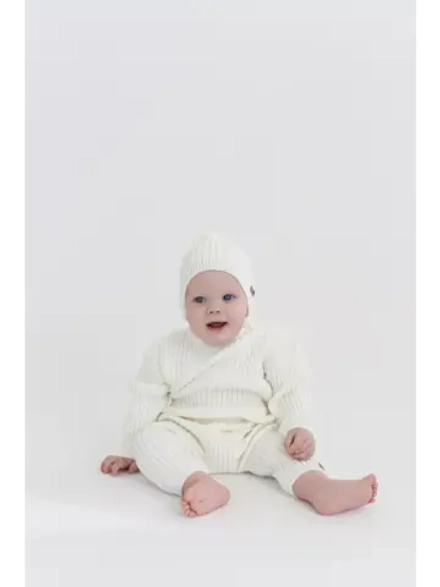 Костюм вязаный для малыша