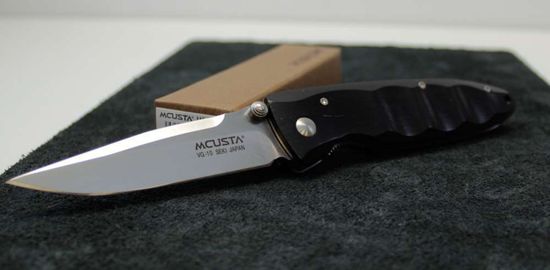 Складной нож Mcusta Basic Folder MC-0013 c клинком из стали VG-10, рукоять дерево (Орех черный)