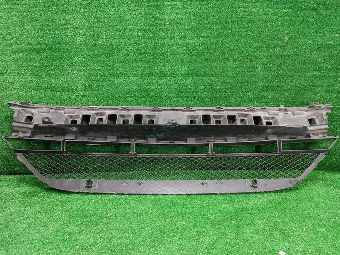 Решетка переднего бампера Mercedes GLC X253 (2015-2019) AMG