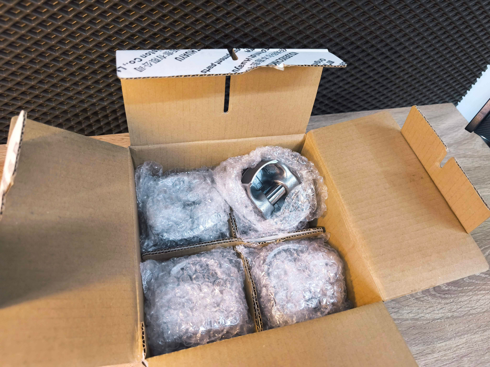 Комплект поршней с кольцами KS CFNA CLRA 1.6 L STD