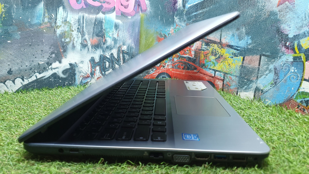 Ноутбук ASUS Pentium/4Gb/VivoBook X541SA-XO687 [90nb0ch3-m13590]/Windows 10