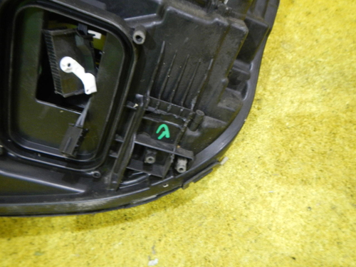 Битая Фара правая Mercedes E W213 (2016-2021) LED