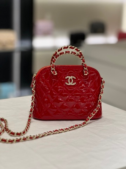 Chane1 Clutch With Chain