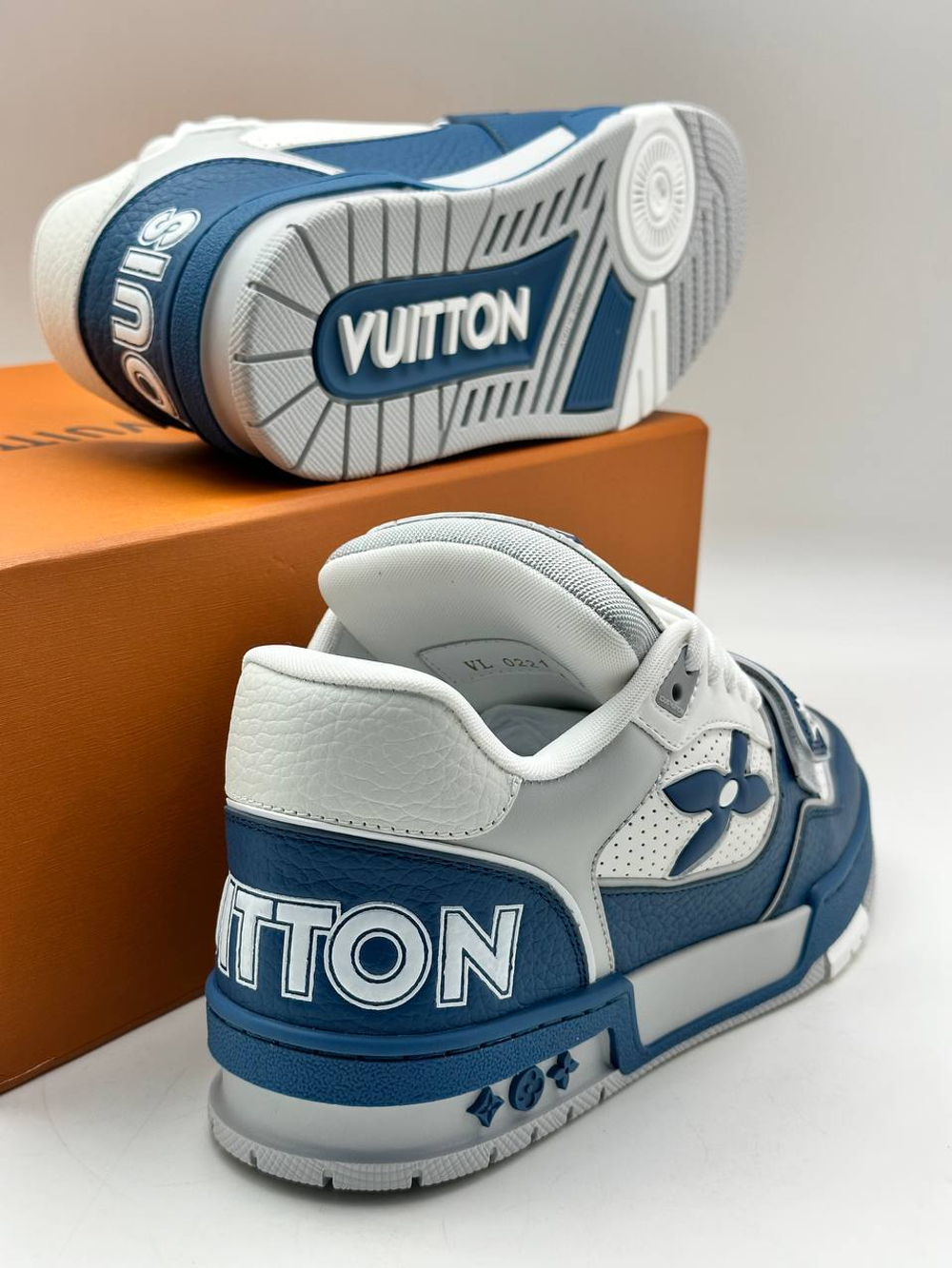 Кроссовки Louis Vuitton
