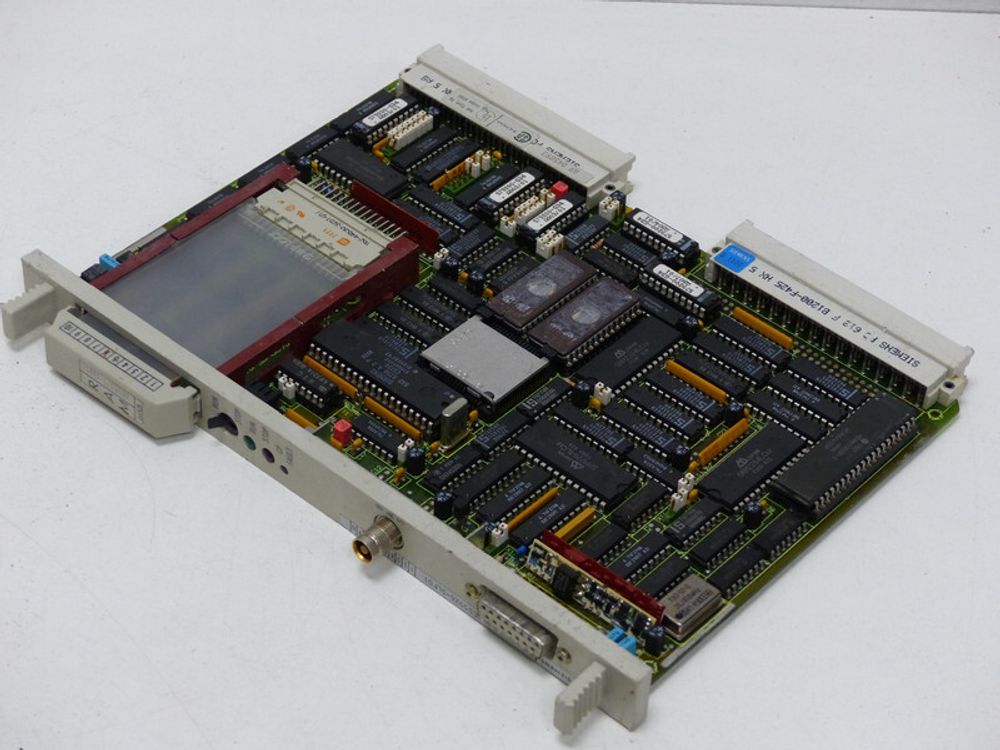 SIEMENS 6ES5526-3LF01