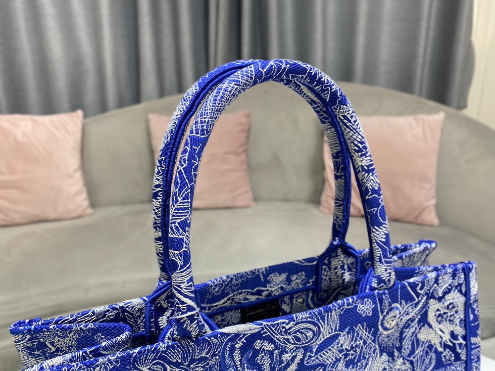 Christian Dior Book Tote 36 cm
