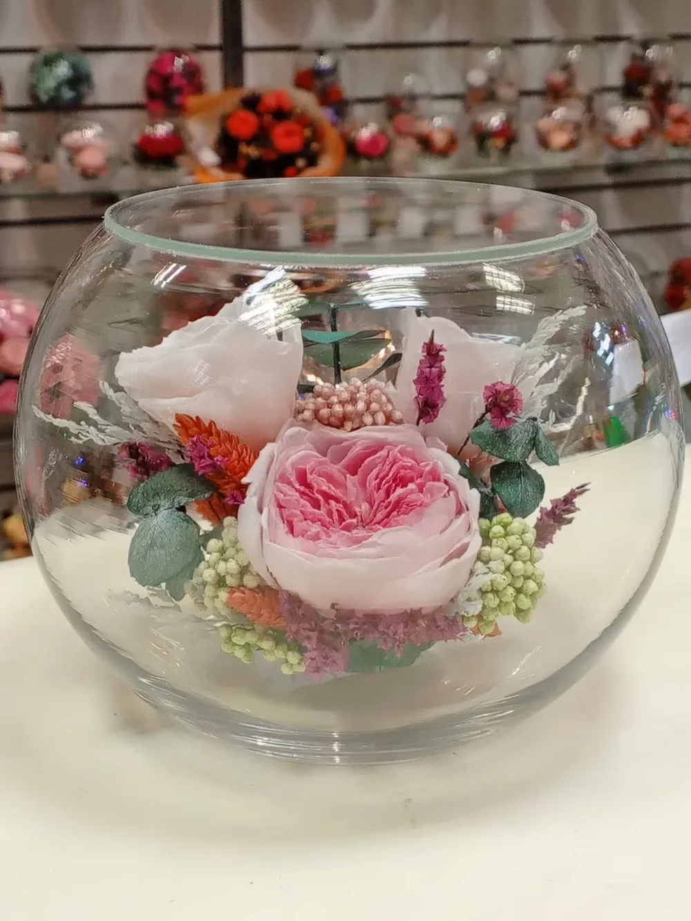 Натуральные пионы в стекле, вакуум