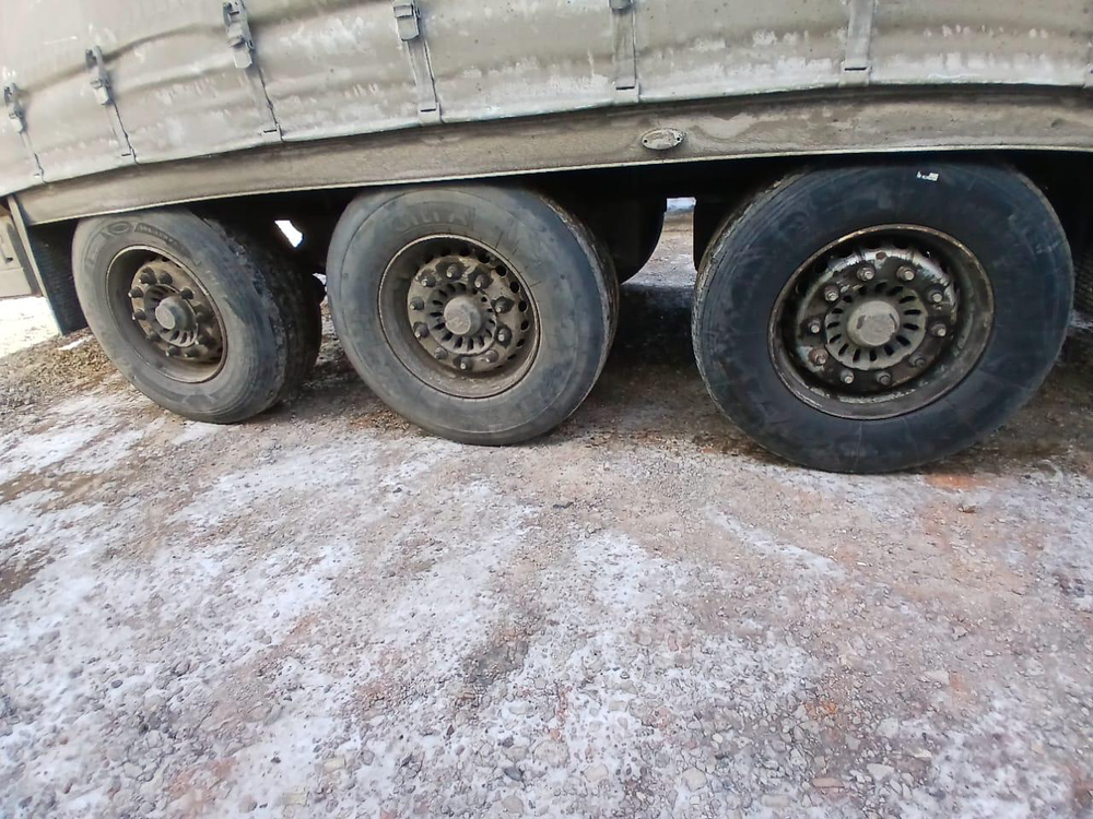 BONUM 9142* Полуприцеп шторный 914296-04 (длина 13,62 м.)