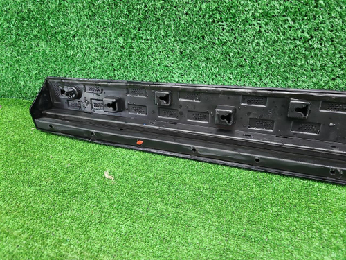 Накладка двери передняя правая Voyah Free (21-нв)