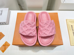 Louis Vuitton Pool Pillow Comfort Mule