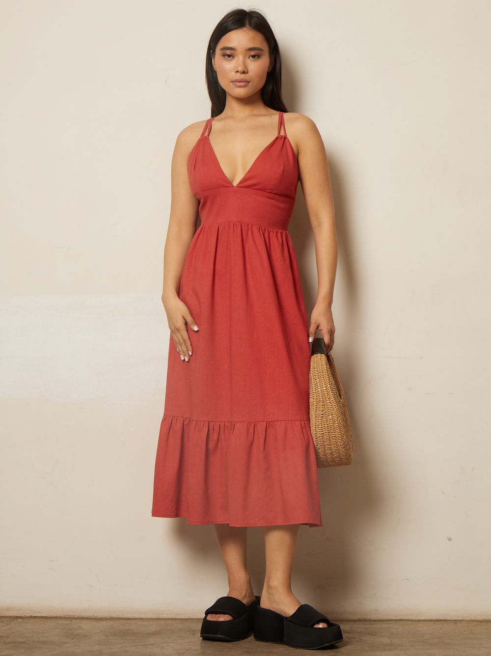 Сарафан льняной с воланом