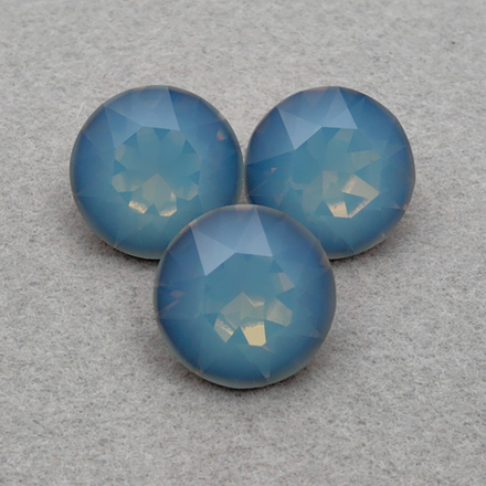 Swarovski 1088 XIRIUS Chaton, White Opal Star Shine F