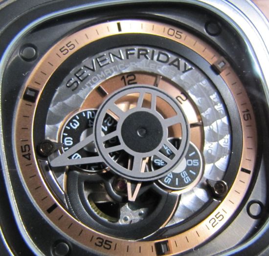 Наручные часы SEVENFRIDAY P2-1 Revolution