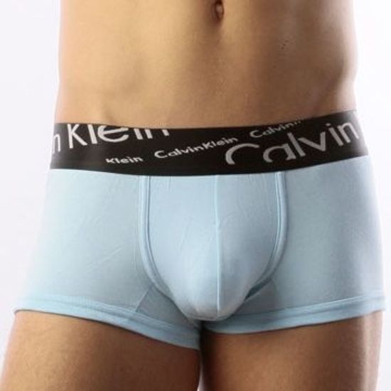 Мужские трусы боксеры светло-голубые с черной косой резинкой Calvin Klein Black Waistband Italics Boxer Sky Blue