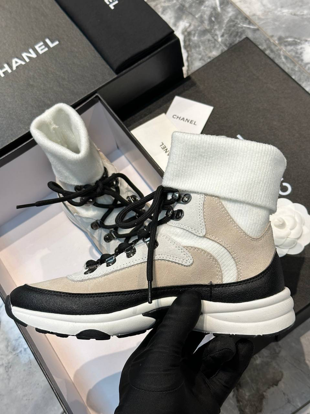 Кроссовки Chanel