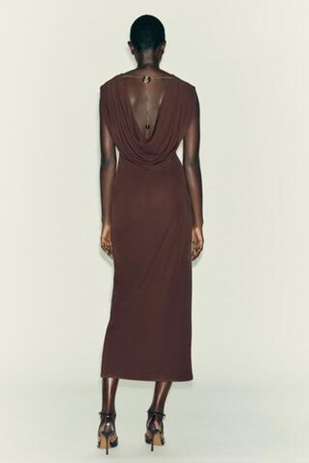 ZARA ПЛАТЬЕ С ОТКРЫТОЙ СПИНОЙ И ЦЕПОЧКОЙ, ШОКОЛАДНЫЙ
