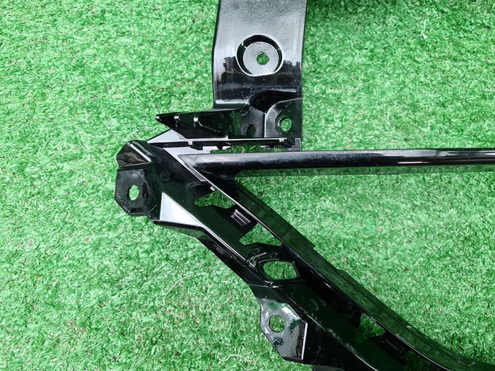 Кронштейн перед бампера Porsche Panamera 971 16-20