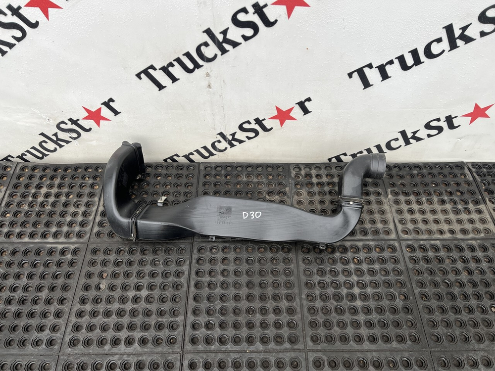 Воздуховод отопителя