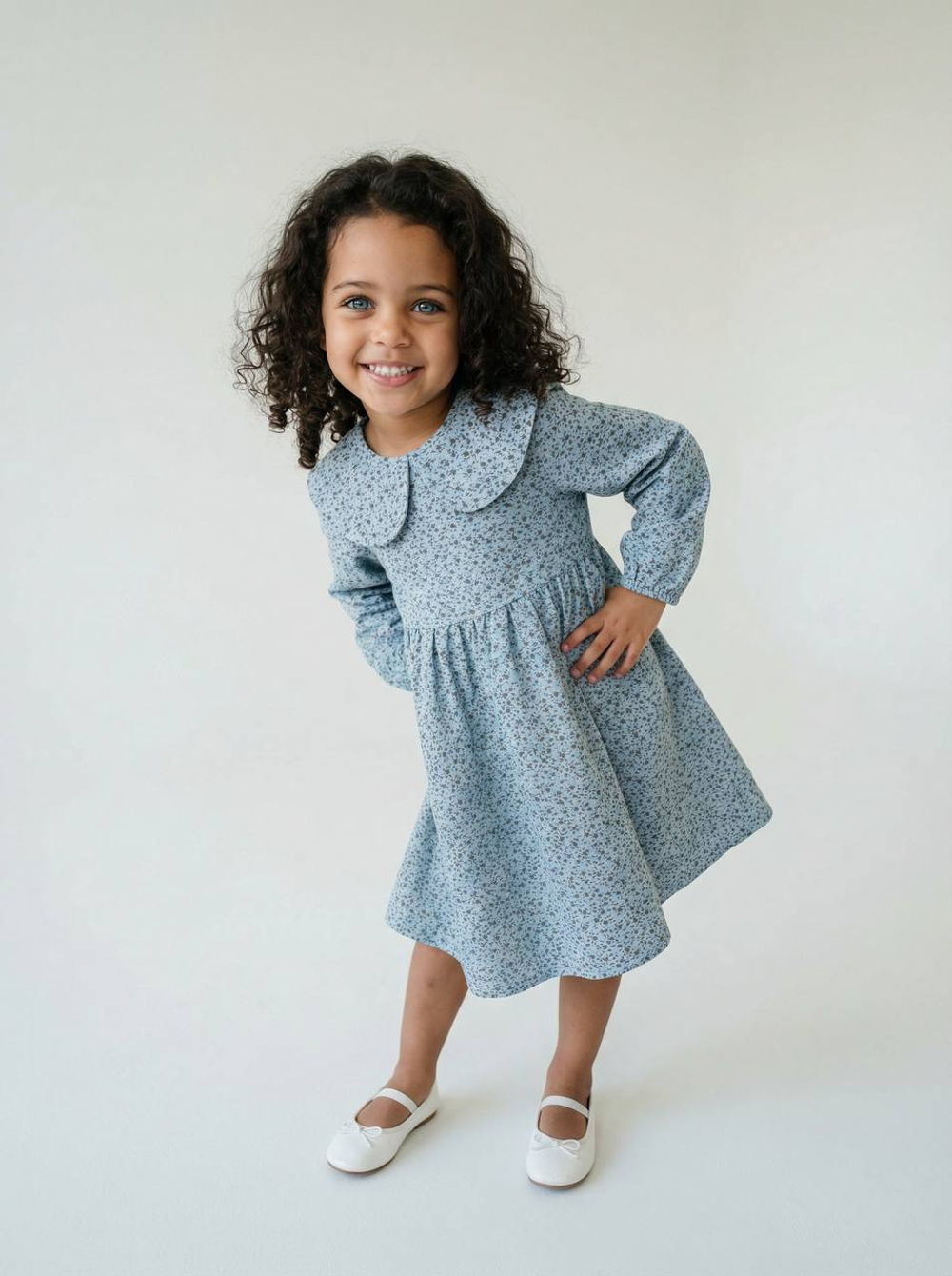 3120-330 Платье фланель (цветы на пыльно-голубом)