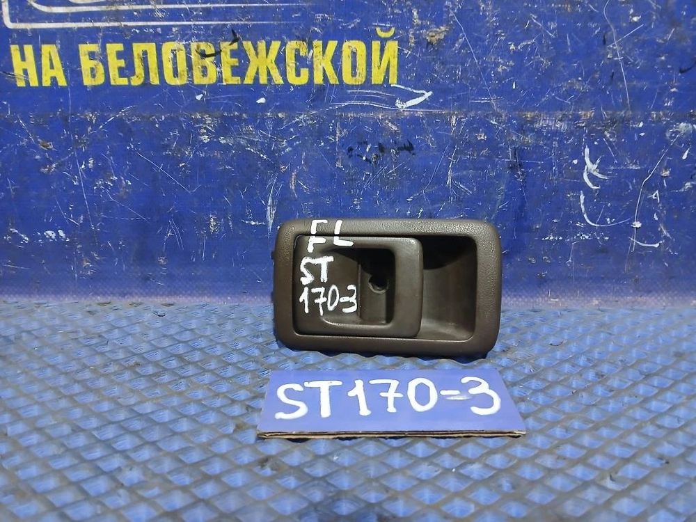 Ручка двери передней левой салонная TOYOTA CORONA 1990