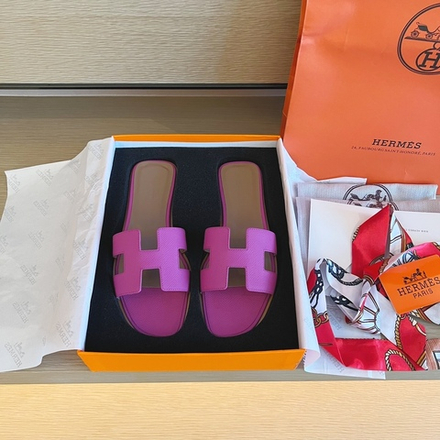 Hermes Oran Sandal