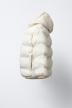 ZARA ЛЕГКАЯ СТЕГАНАЯ КУРТКА С КАПЮШОНОМ, ЭКРЮ