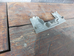 Накладка кнопки багажника Mazda CX-5 1 (KE) 11-17 Б/У Оригинал KD53B0819