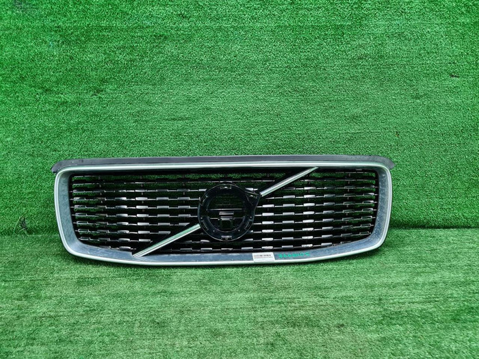 Решетка радиатора Volvo XC90 2 (14-19) R-Design
