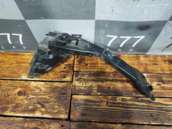 Кронштейн радиатора левый MINI Hatch (F55/F56)  Б/У Оригинал 51647307873