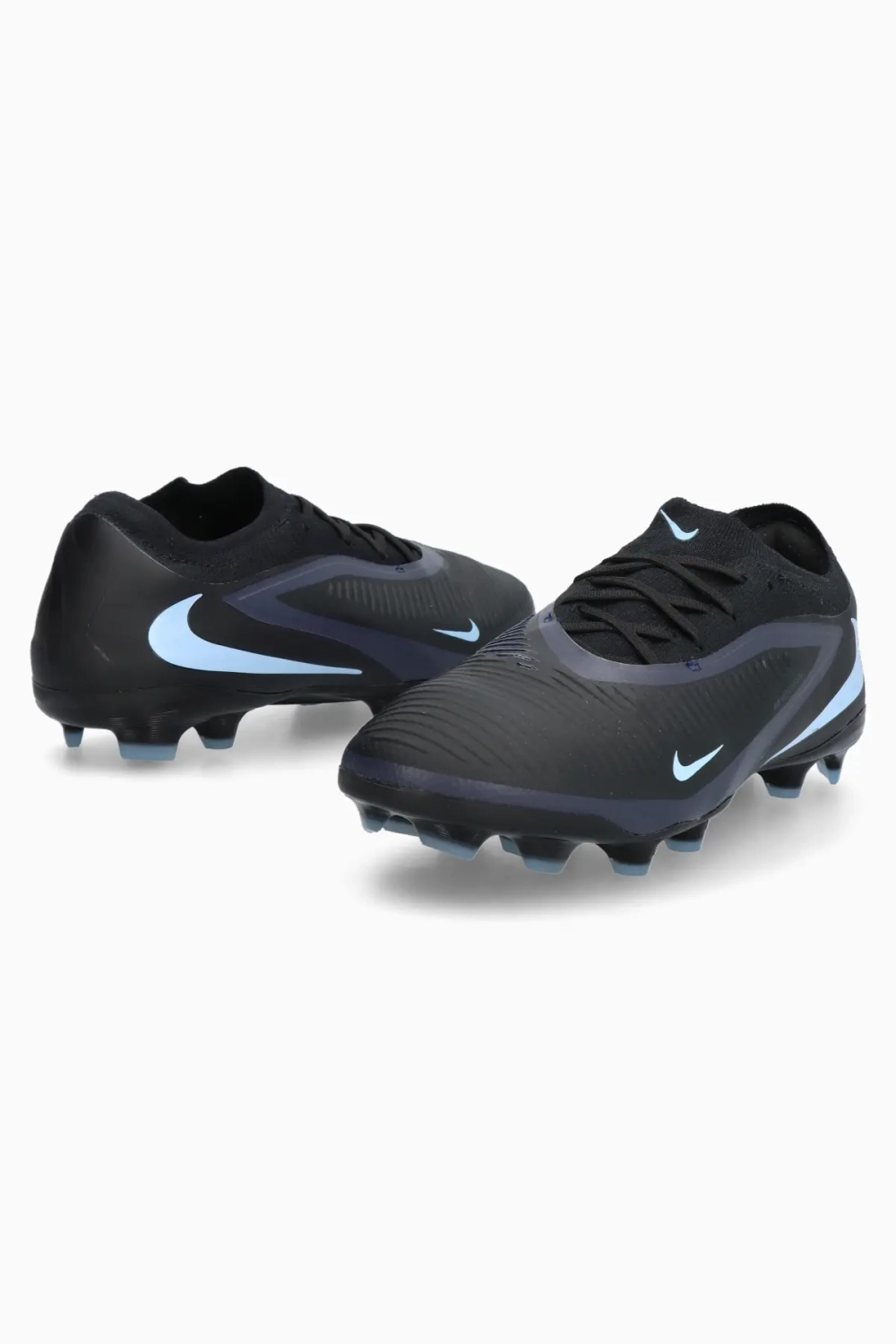 Бутсы Nike Phantom 6 Low Pro FG/MG Junior - черный